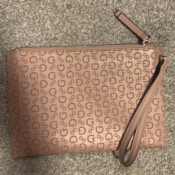 Guess Los Angeles rose colored clutch - Picture 2 of 3